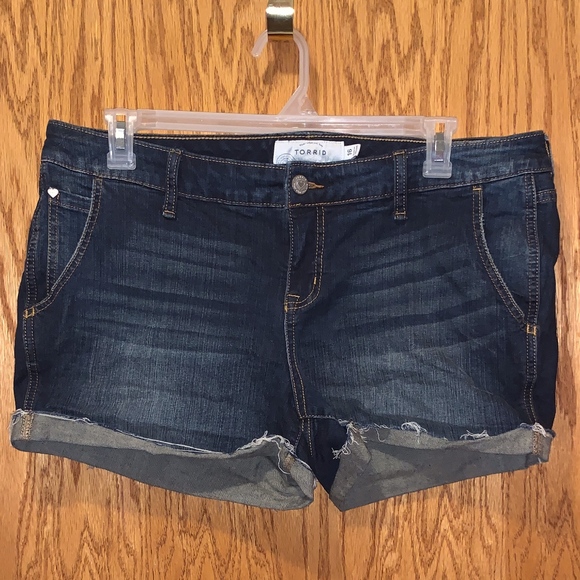 Never Been worn! Torrid Jean Shorts - Picture 1 of 1